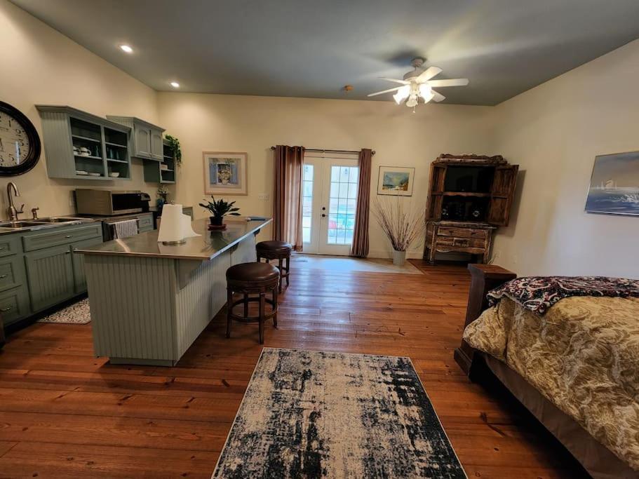 Deer Run Estate Llc 호텔 Marshfield 외부 사진